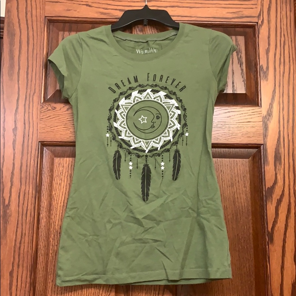Short sleeve shirt